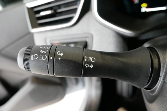 Renault Clio - Afbeelding 25 van 30