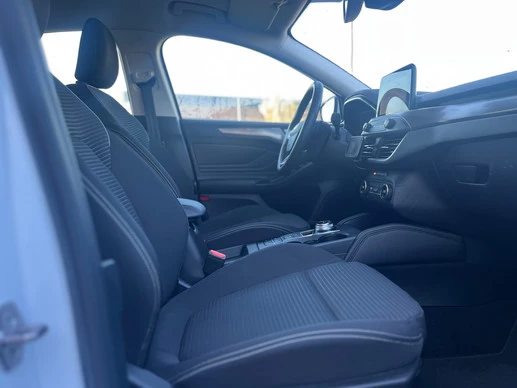 Ford Focus - Afbeelding 25 van 30