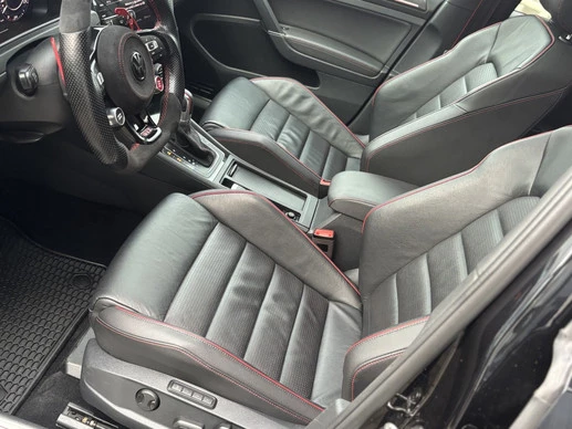 Volkswagen Golf - Afbeelding 18 van 22