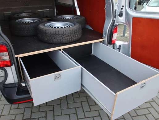 Volkswagen Transporter - Afbeelding 11 van 30