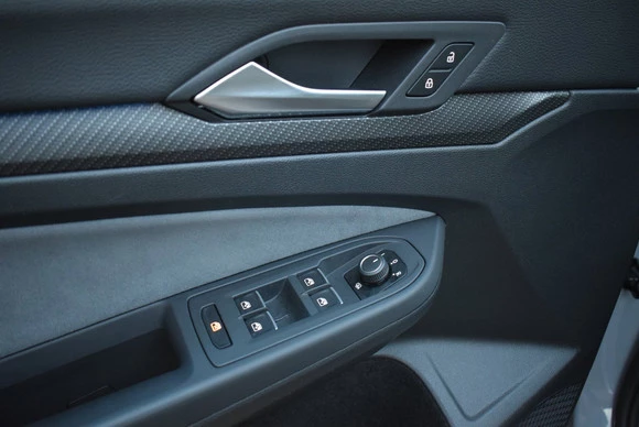 Volkswagen Golf - Afbeelding 15 van 30