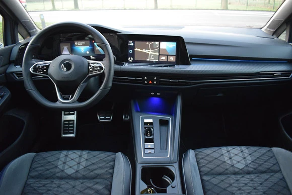 Volkswagen Golf - Afbeelding 18 van 30