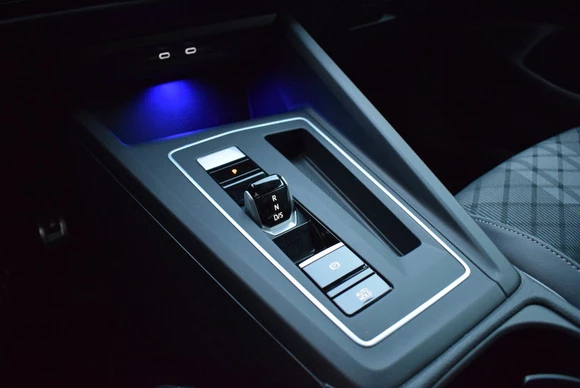 Volkswagen Golf - Afbeelding 21 van 30