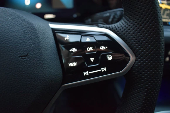 Volkswagen Golf - Afbeelding 23 van 30