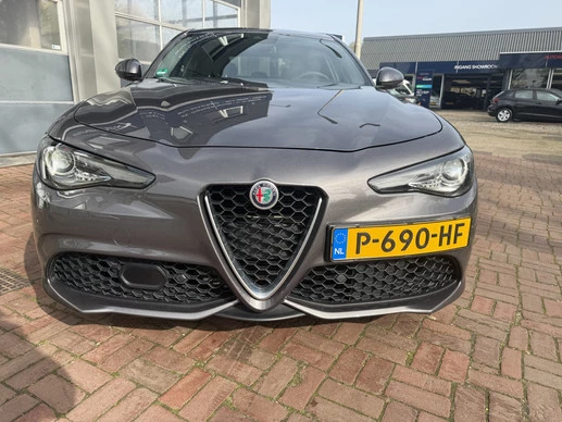 Alfa Romeo Giulia - Afbeelding 4 van 30