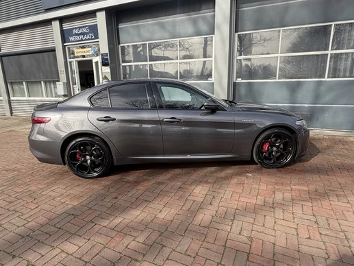 Alfa Romeo Giulia - Afbeelding 6 van 30