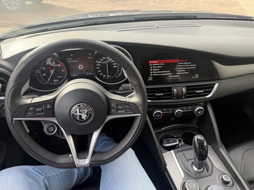 Alfa Romeo Giulia - Afbeelding 8 van 30