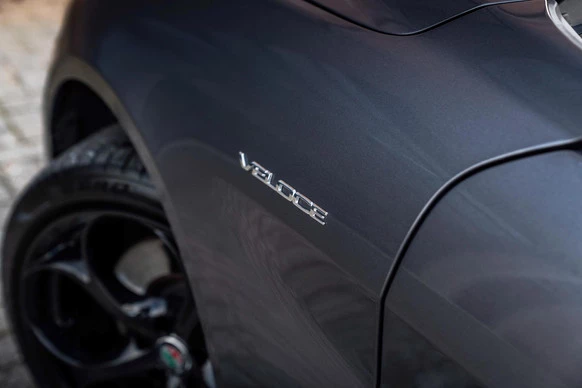 Alfa Romeo Giulia - Afbeelding 23 van 30