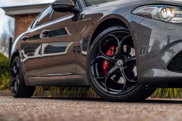 Alfa Romeo Giulia - Afbeelding 25 van 30