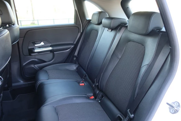 Mercedes-Benz B-Klasse - Afbeelding 17 van 30