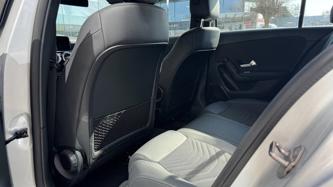 Mercedes-Benz A-Klasse - Afbeelding 11 van 21