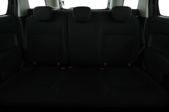 Dacia Logan - Afbeelding 17 van 30