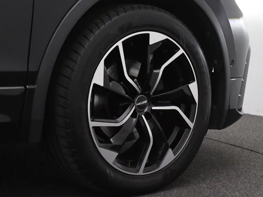 Volkswagen Tiguan - Afbeelding 16 van 30