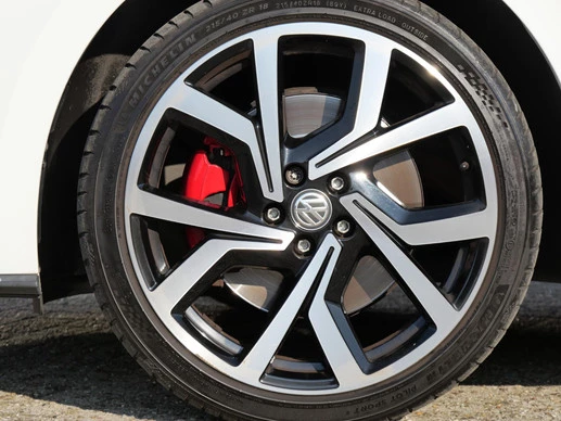 Volkswagen Polo - Afbeelding 28 van 30