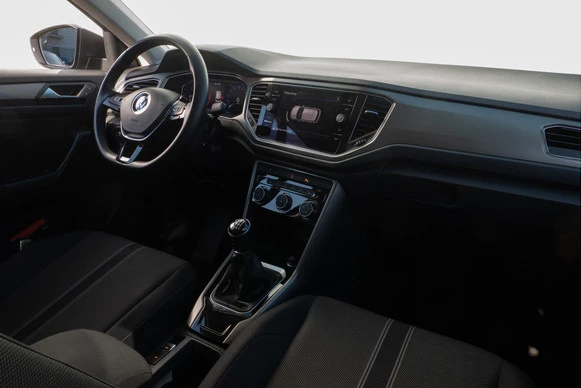 Volkswagen T-Roc - Afbeelding 3 van 30
