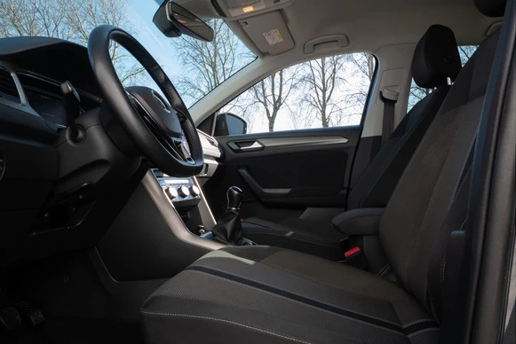 Volkswagen T-Roc - Afbeelding 12 van 30