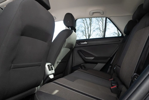 Volkswagen T-Roc - Afbeelding 14 van 30