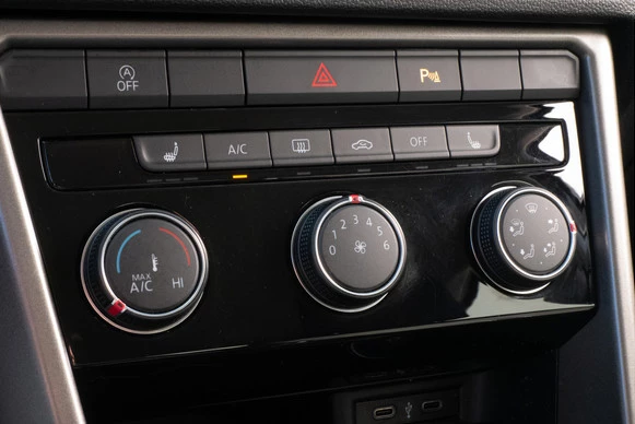 Volkswagen T-Roc - Afbeelding 22 van 30