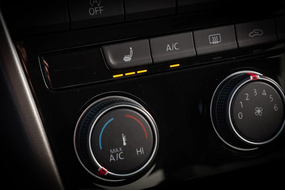 Volkswagen T-Roc - Afbeelding 23 van 30