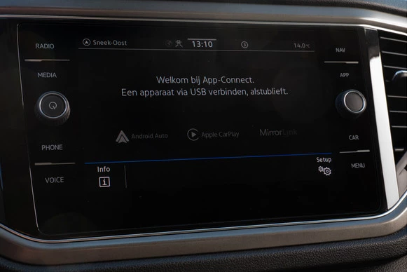 Volkswagen T-Roc - Afbeelding 26 van 30