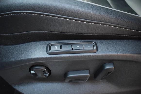 Volkswagen Tiguan - Afbeelding 14 van 30