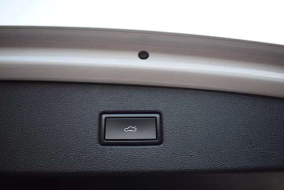 Volkswagen Tiguan - Afbeelding 18 van 30