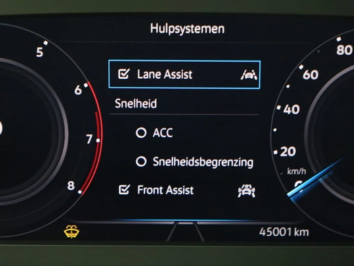 Volkswagen Tiguan - Afbeelding 10 van 30