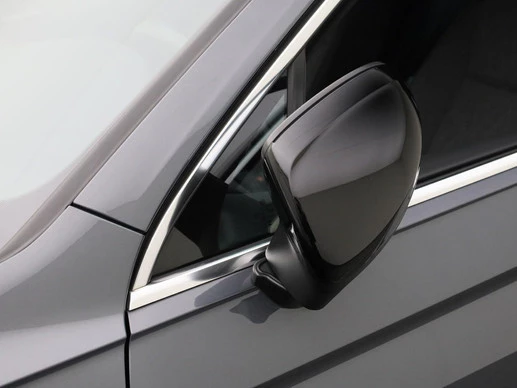 Volkswagen Tiguan - Afbeelding 28 van 30