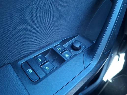 SEAT Ibiza - Afbeelding 21 van 30