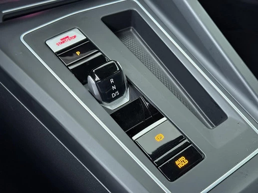 Volkswagen Golf - Afbeelding 25 van 30