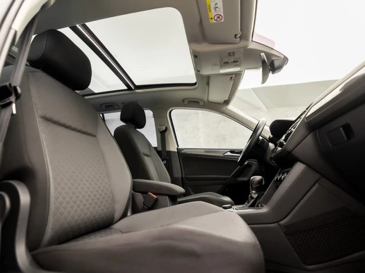 Volkswagen Tiguan - Afbeelding 8 van 30