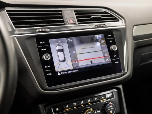 Volkswagen Tiguan - Afbeelding 15 van 30