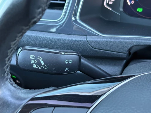 Volkswagen T-Roc - Afbeelding 23 van 30