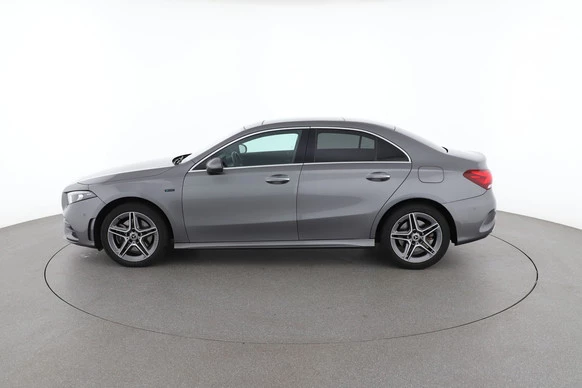 Mercedes-Benz A-Klasse - Afbeelding 2 van 30