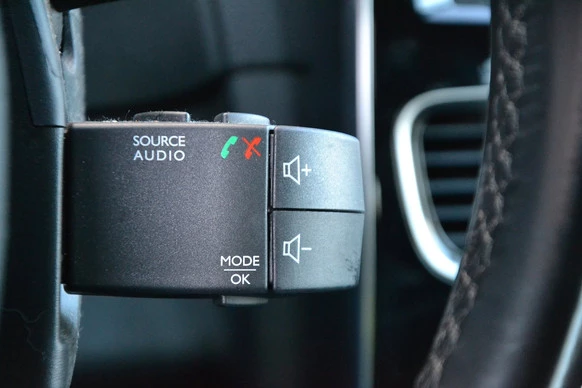 Renault Clio - Afbeelding 17 van 19