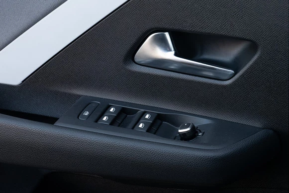 Opel Astra - Afbeelding 23 van 30