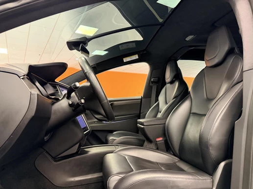 Tesla Model X - Afbeelding 16 van 30