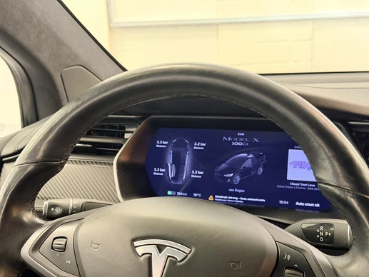 Tesla Model X - Afbeelding 24 van 30