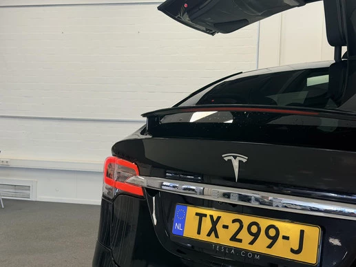 Tesla Model X - Afbeelding 27 van 30