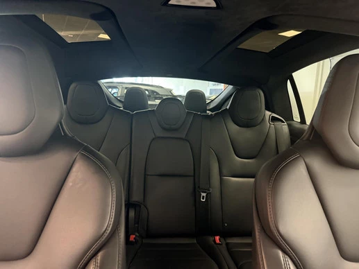Tesla Model X - Afbeelding 28 van 30