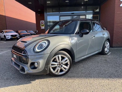 MINI Cooper S - Afbeelding 2 van 30