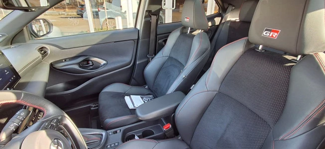 Toyota Yaris Cross - Afbeelding 21 van 30