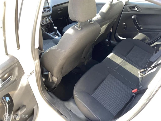 Peugeot 208 - Afbeelding 9 van 18