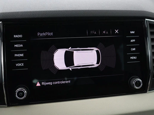 Škoda Karoq - Afbeelding 15 van 30