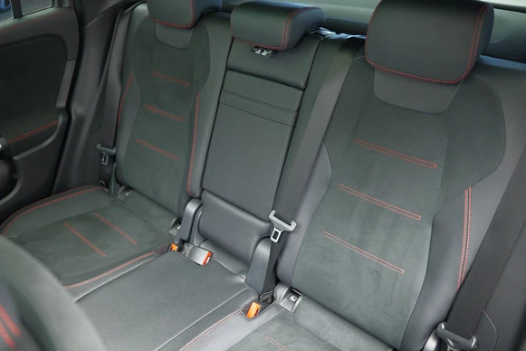 Mercedes-Benz GLA - Afbeelding 12 van 30