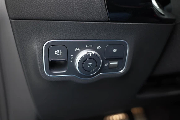 Mercedes-Benz GLA - Afbeelding 25 van 30