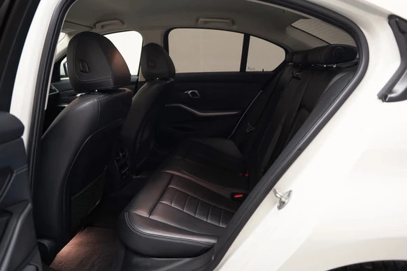 BMW 3 Serie - Afbeelding 11 van 30