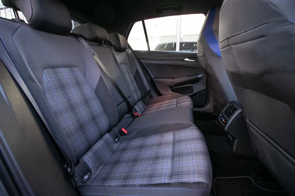 Volkswagen Golf - Afbeelding 8 van 30