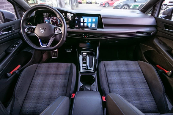 Volkswagen Golf - Afbeelding 14 van 30