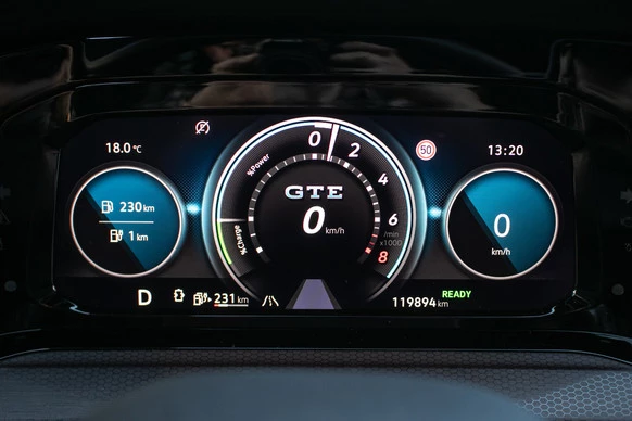 Volkswagen Golf - Afbeelding 16 van 30